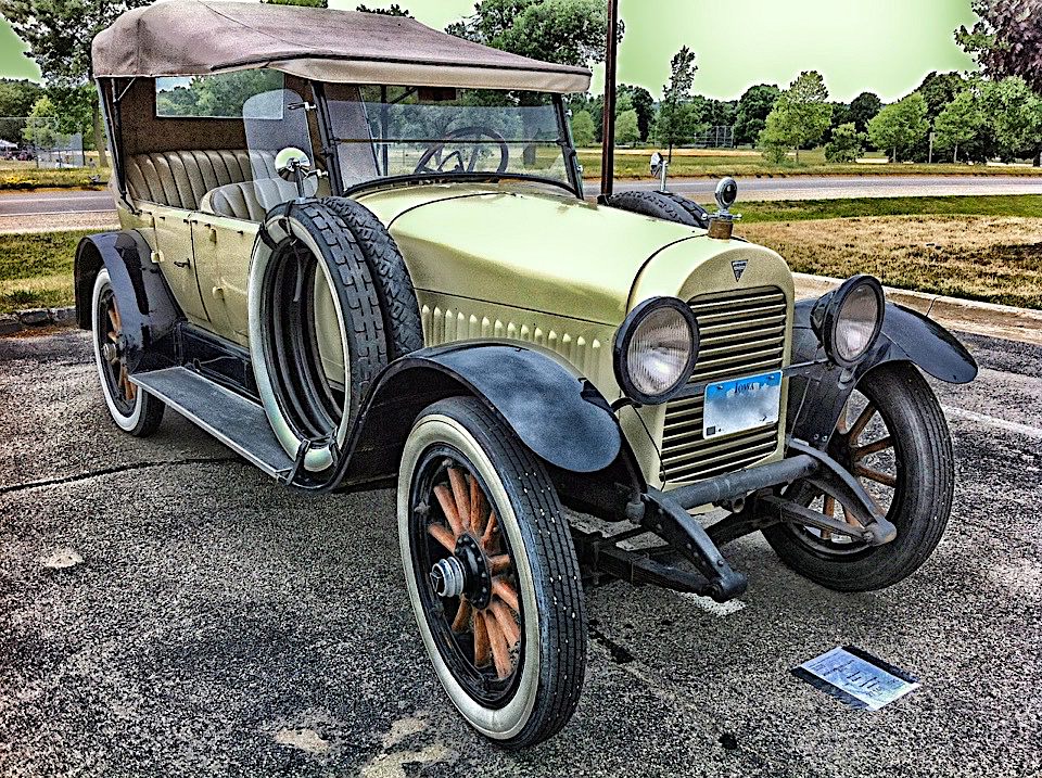 JigsawPuzzle's design:Hudson Phaeton