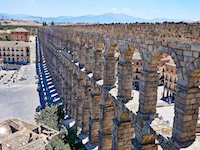Free Online Jigsaw Puzzle:Segovia Aqueduct (Spain)