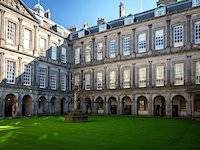 Free Online Jigsaw Puzzle:Holyrood Palace (Scotland)