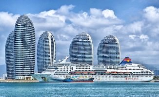 Free Online Jigsaw Puzzle:Port Town in China