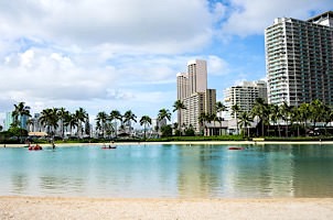 Free Online Jigsaw Puzzle:Waikiki Beach, Hawaii